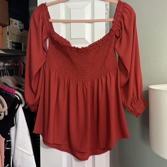Off the shoulder top - Picture 2 of 2